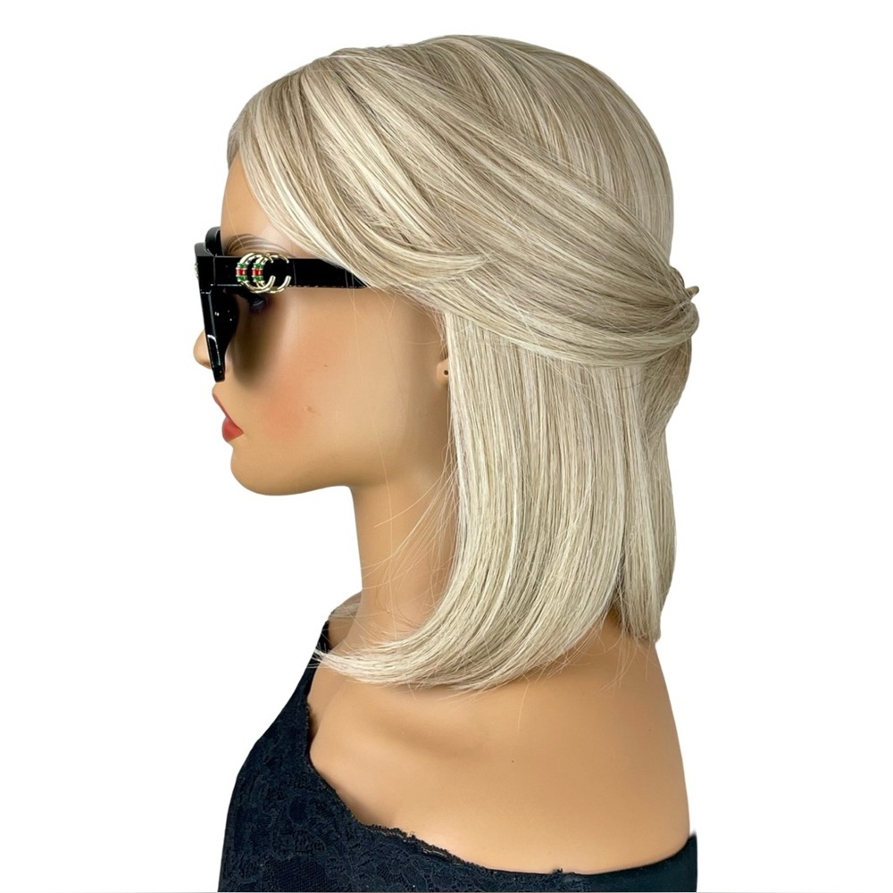 Luxe Fashion Oversized Sunglasses – Black Frame with Gold and Stripe Detail - Picture 4 of 6